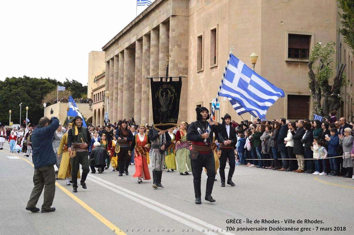 147- Rhodes- Defile Dodecanese grec.JPG